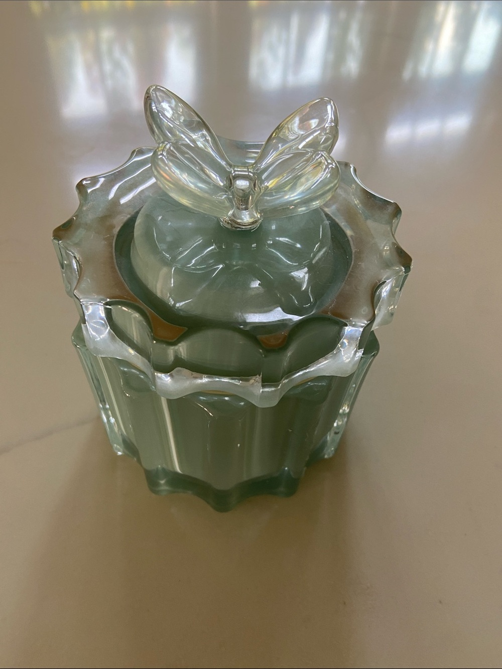 Elegant Frosted Glass Butterfly Lid Candle - Seafoam Green